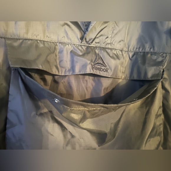 REEBOK M anorak WINDPROOF HOODIE UNISEX windbreaker woven striker top - Picture 7 of 16